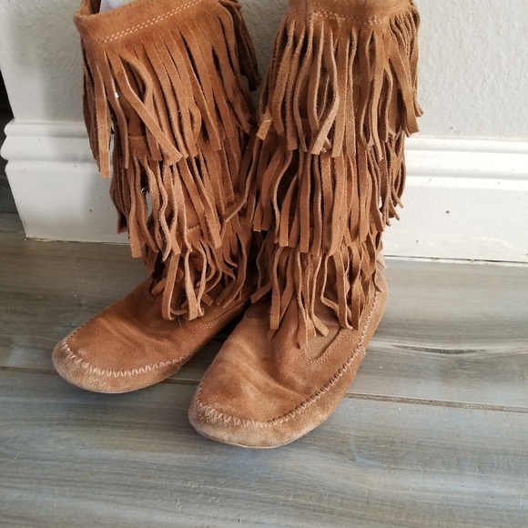 LC Lauren Conrad Shoes - 12" Tall Cool Fringe Moccasins by LC Lairen Conrad Sz 8.5